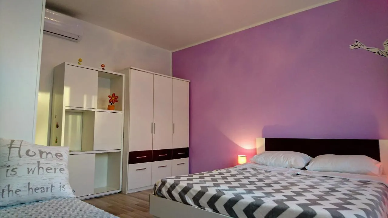 Center Holiday App Apartment Pula Croatia