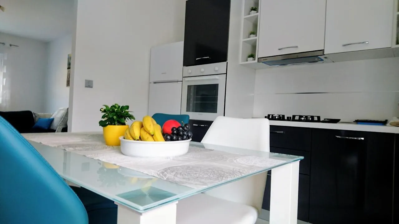 Center Holiday App Apartment Pula 0*,
