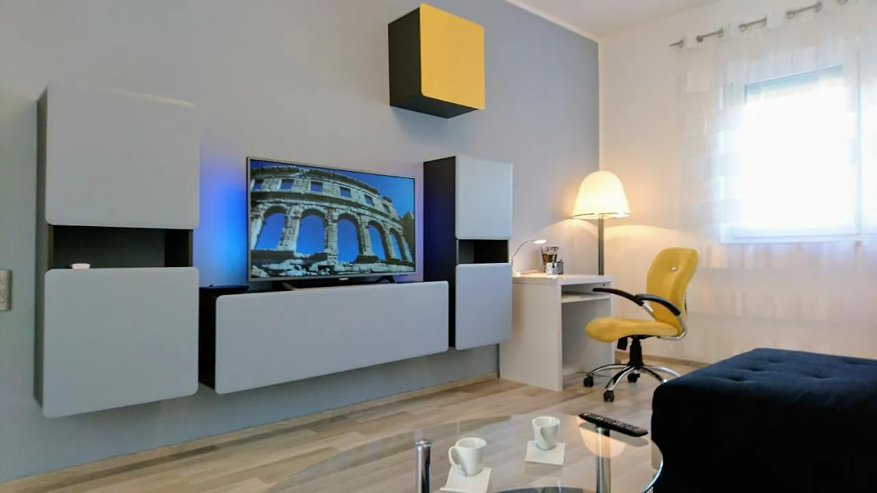 Center Holiday App Apartment Pula